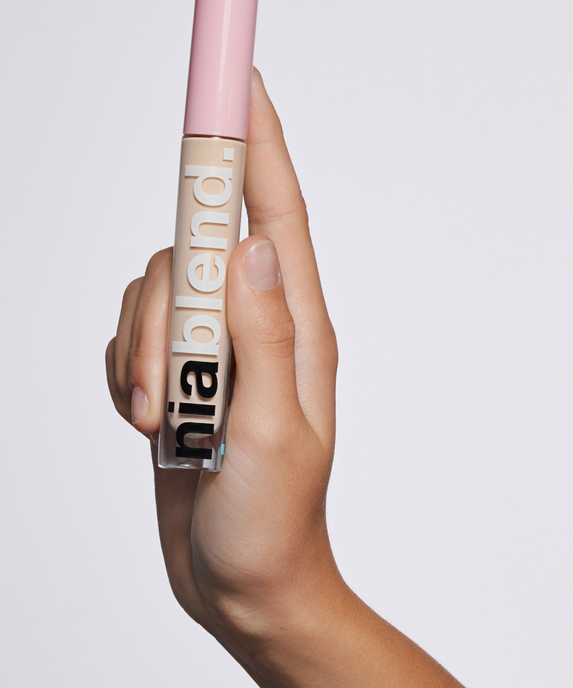 Niablend™ Serum Concealer